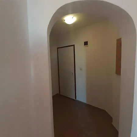 招待所 Malkata Stopanka 2*