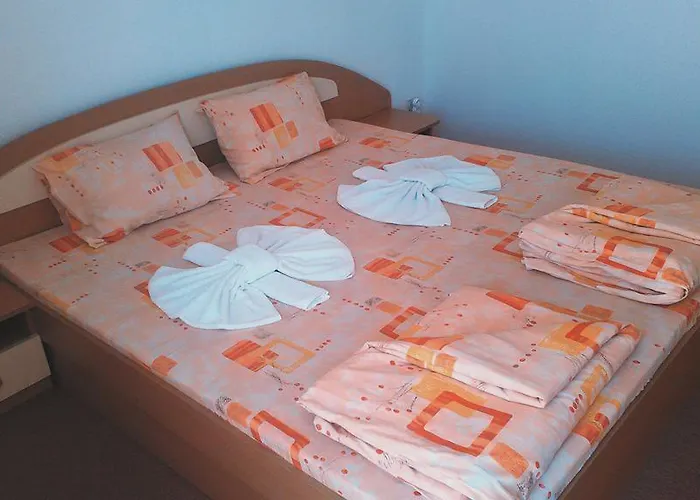 Guest house Malkata Stopanka 2*